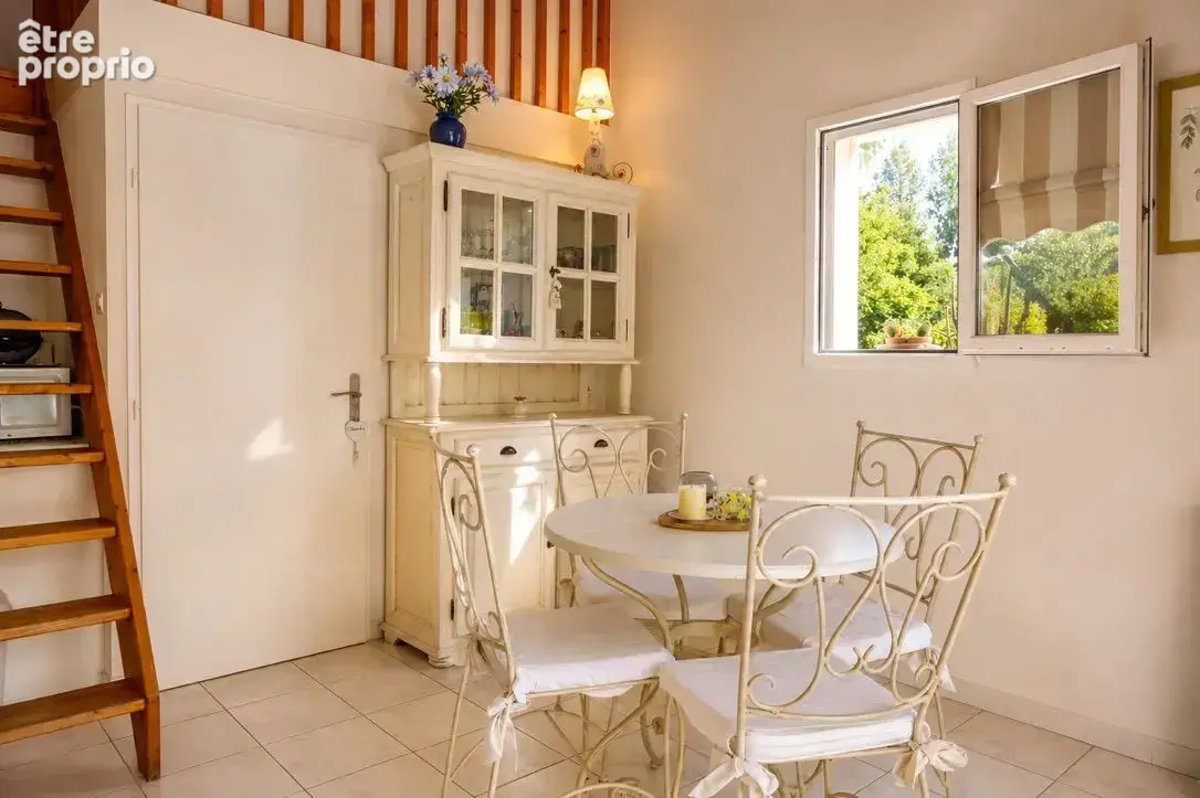Fréjus Tour de Mare: Petite maison avec jardin plein sud et piscine collective - photo 4