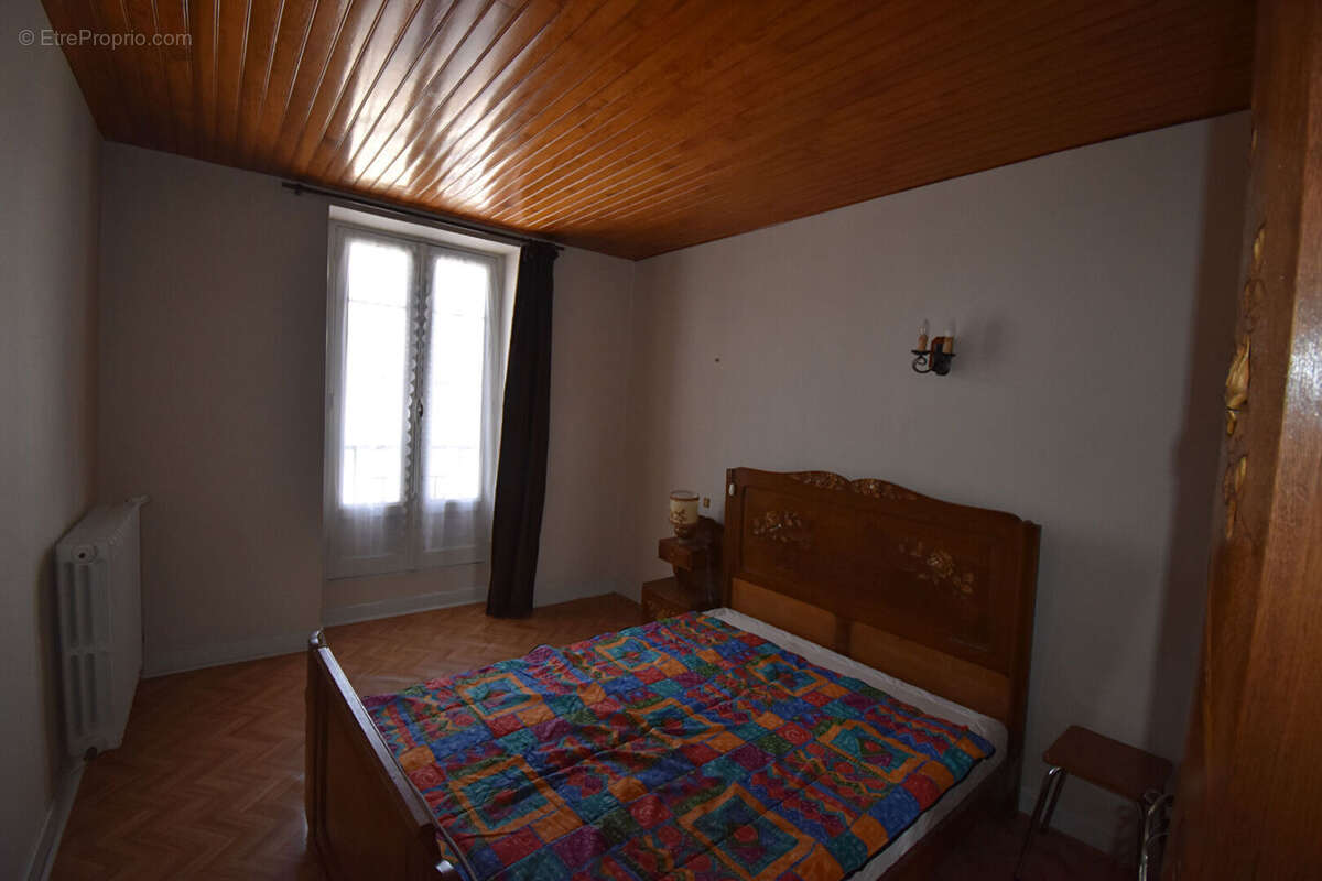 Maison à POUGUES-LES-EAUX