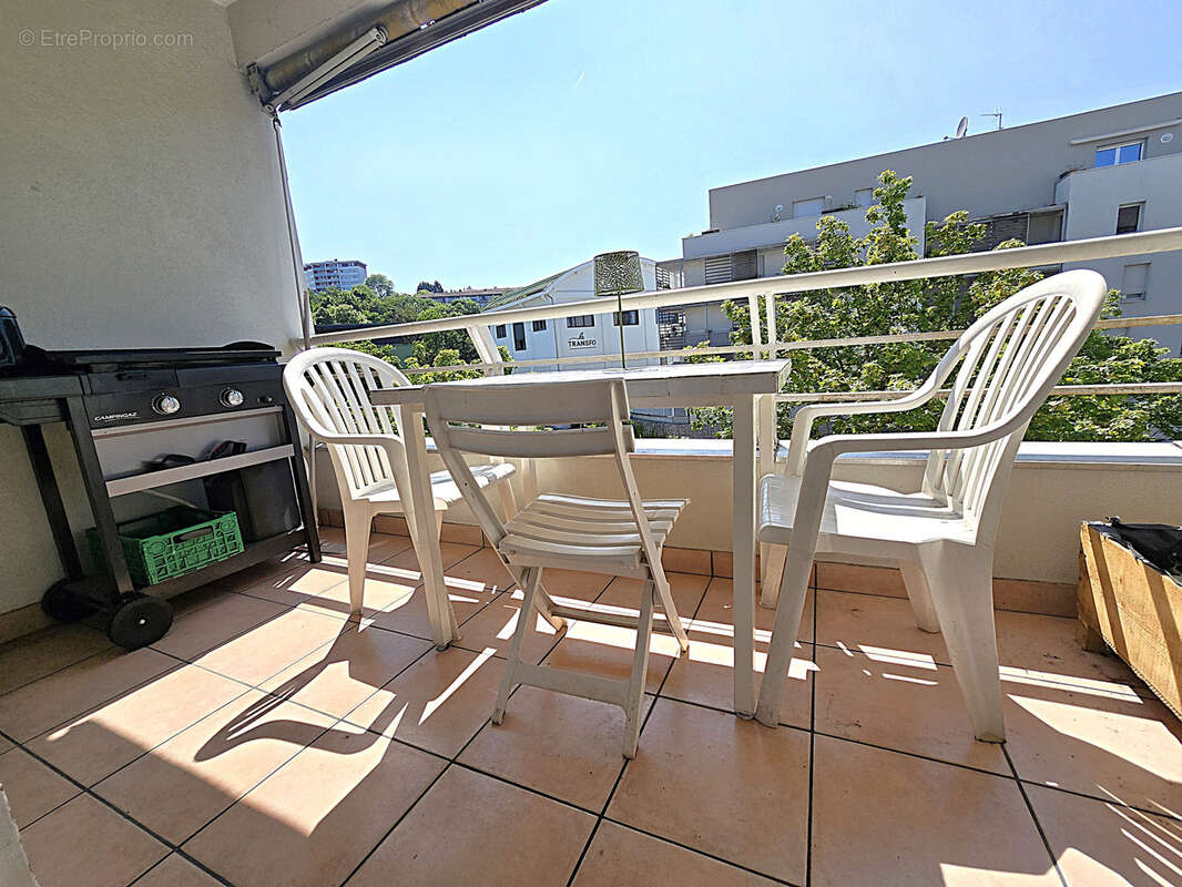 Appartement à MEYTHET