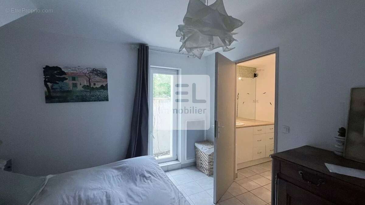 Maison à SAINT-VICTOR-LA-COSTE