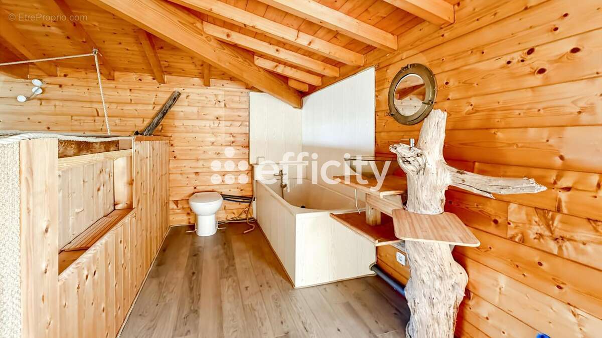 Maison à GUJAN-MESTRAS