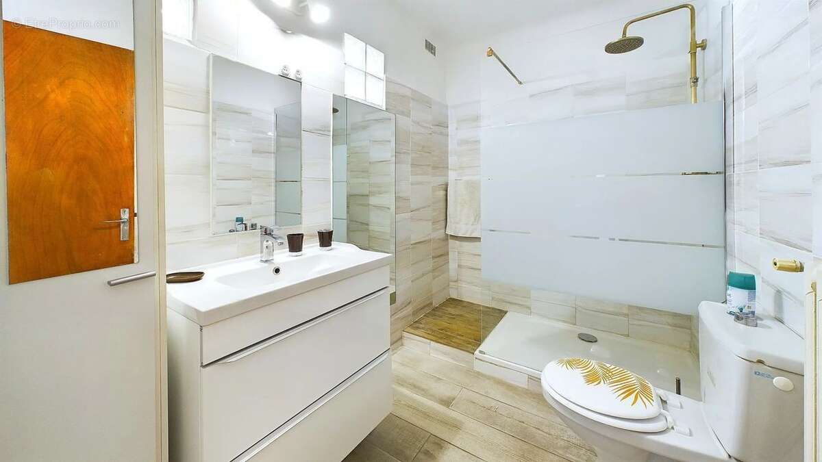 Appartement à MILHAUD