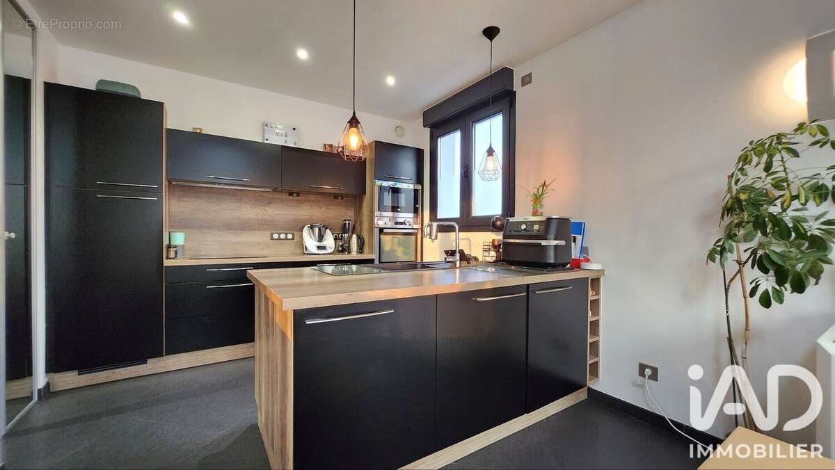 Maison 136 m² à Gretz-Armainvilliers  - photo 7