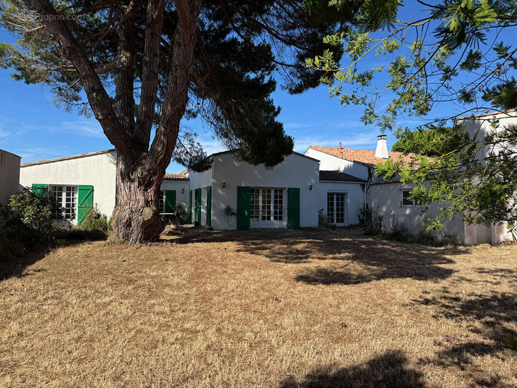 Maison à LA COUARDE-SUR-MER
