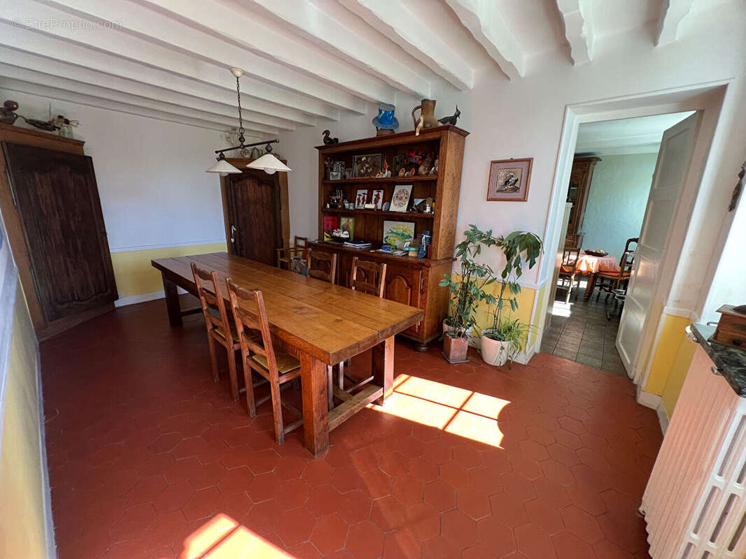 Maison à SAINT-MARTIN-DES-CHAMPS