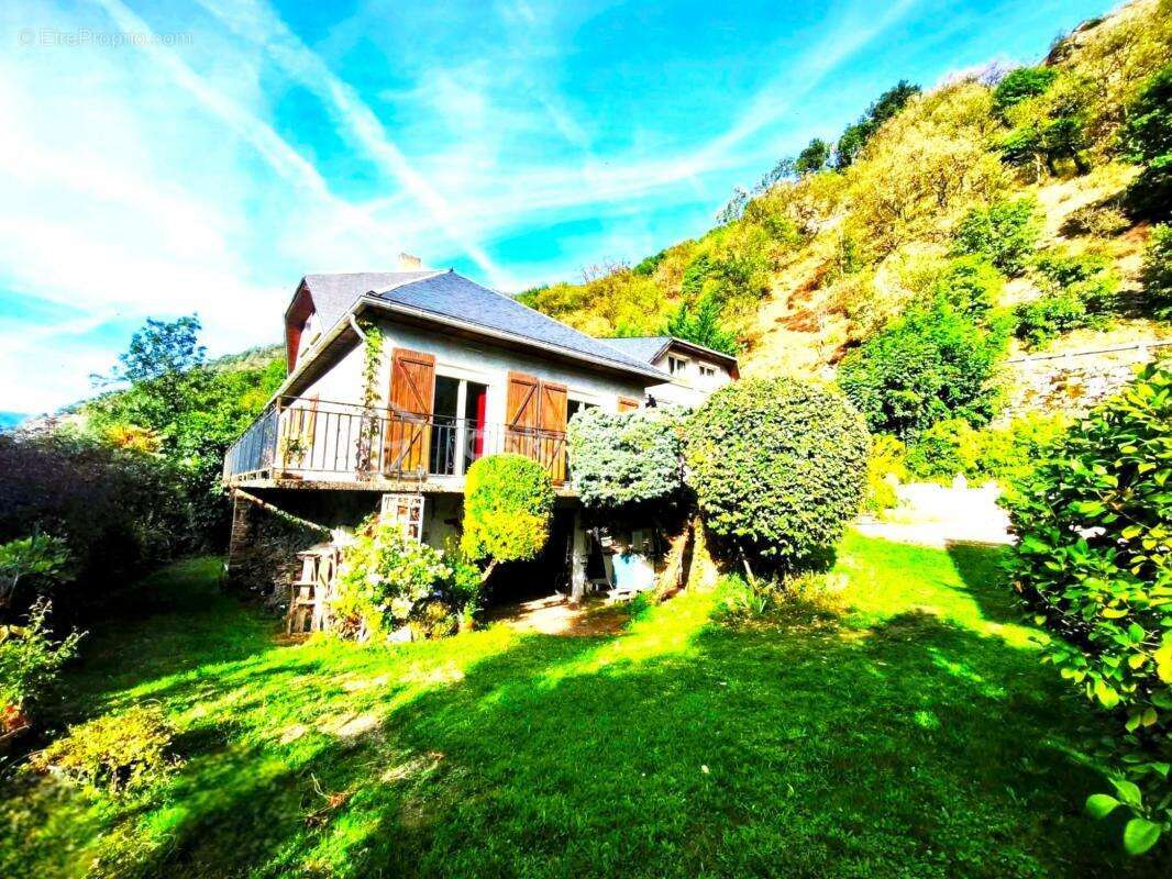 Maison à JUZET-DE-LUCHON