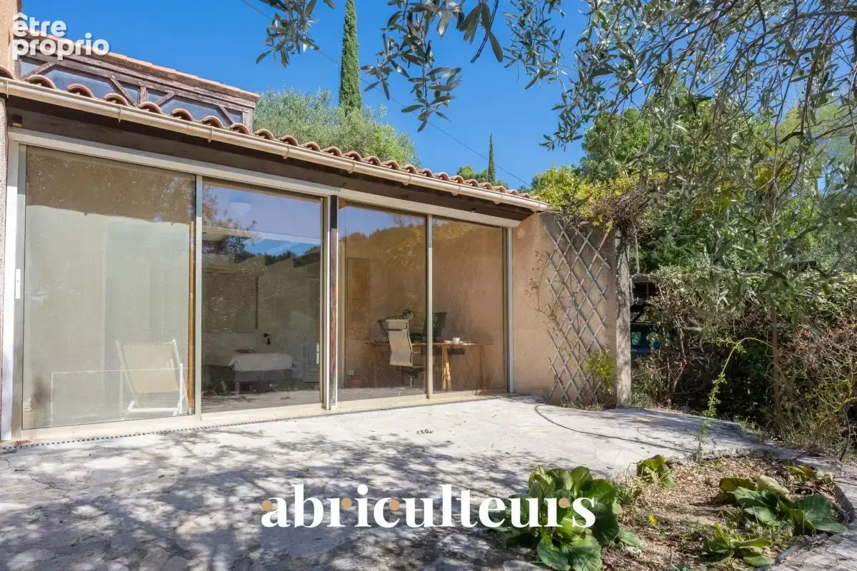 Maison familiale à fort potentiel de 150 m² – Vue panoramique – Piscine et jardin arboré – Seillans - photo 19