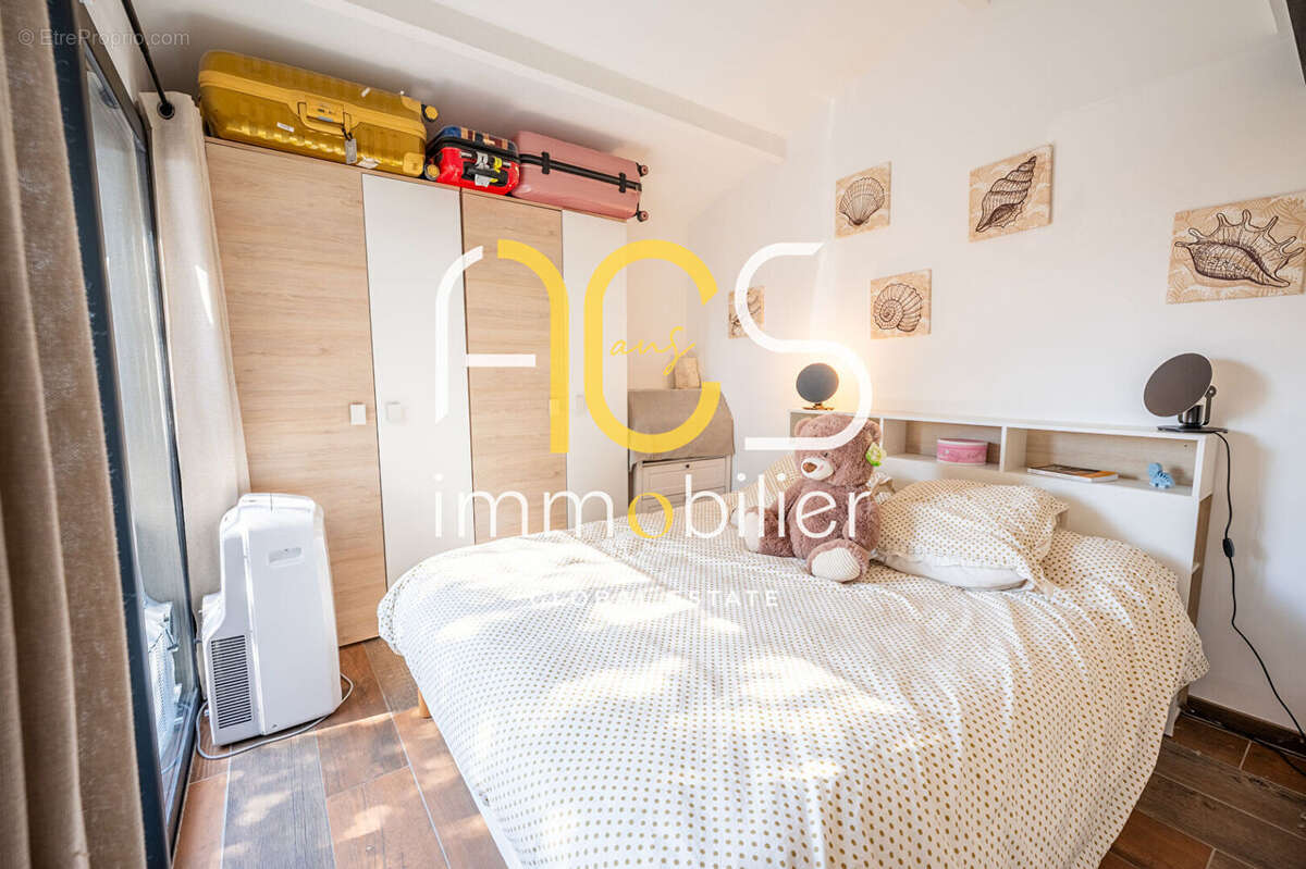 Maison à SAUSSET-LES-PINS