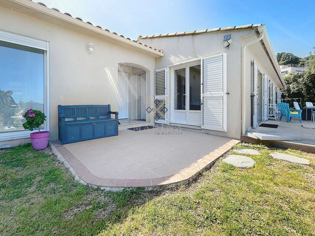 Maison à PORTO-VECCHIO