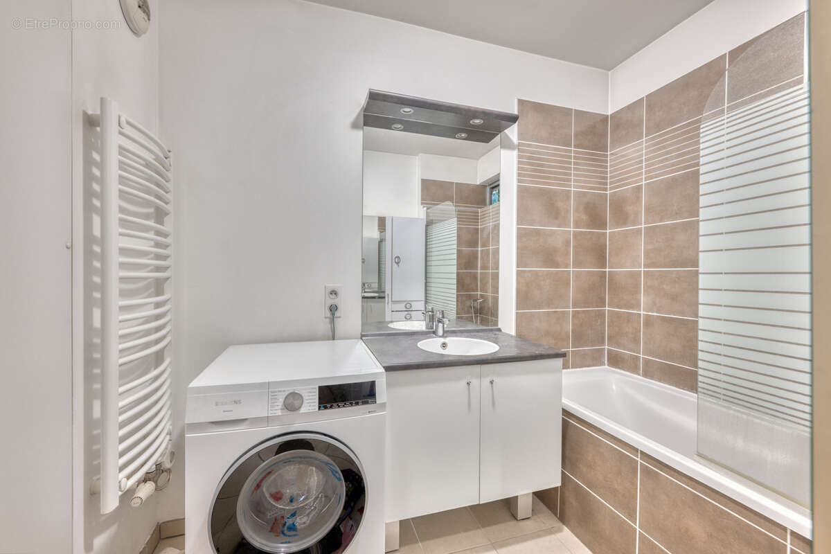 Appartement à MAISONS-ALFORT