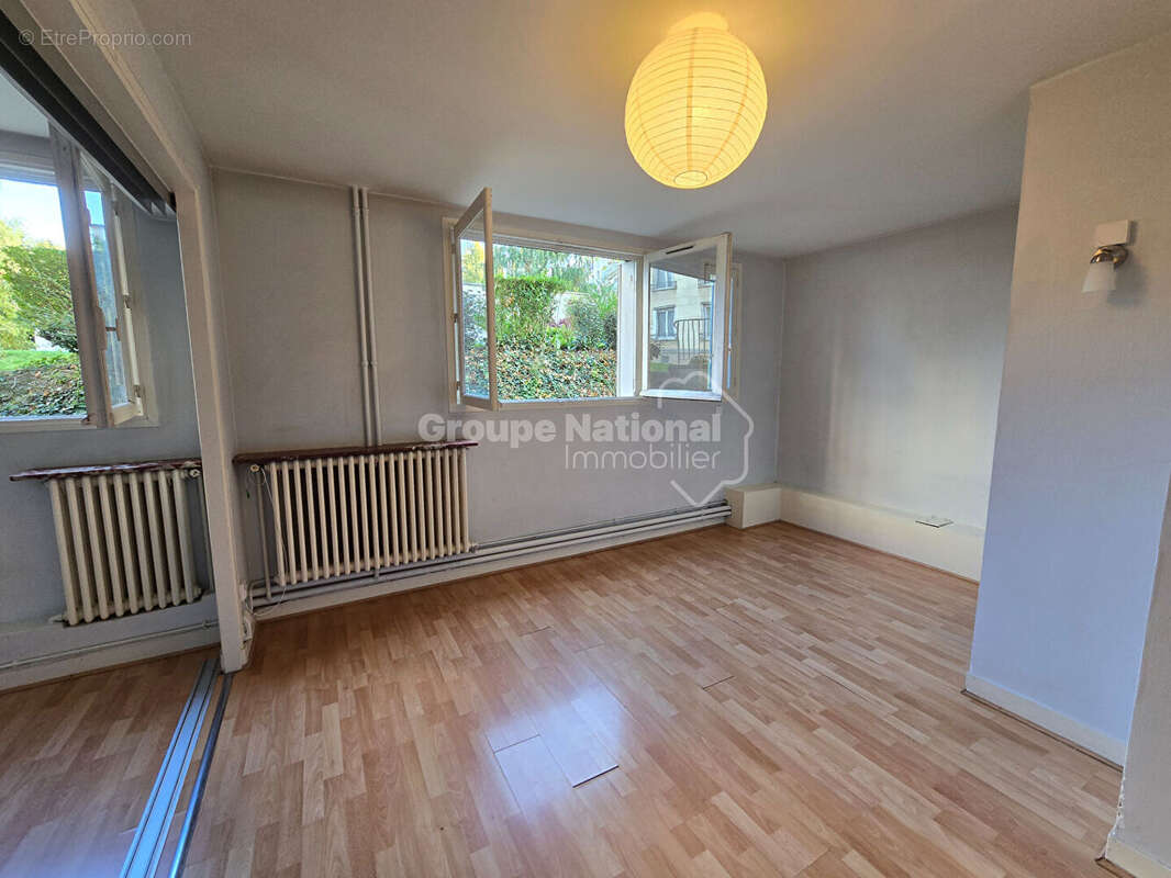 Appartement à VERSAILLES