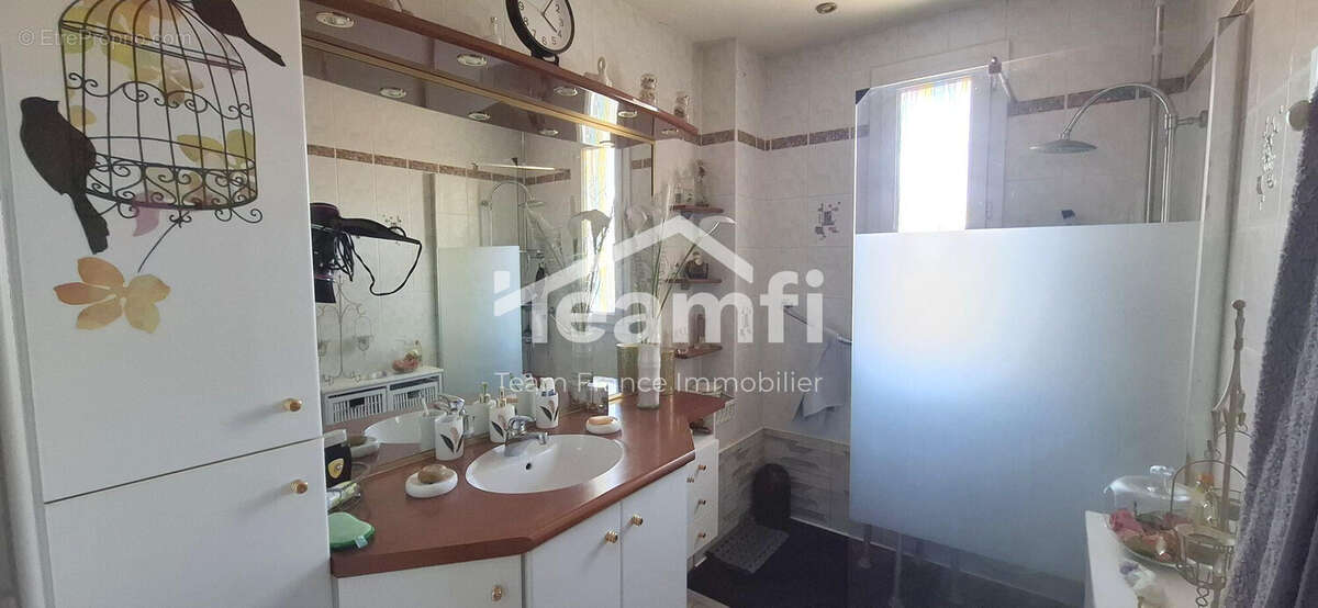 Maison 109 m² à Cournon-D'auvergne  - photo 9
