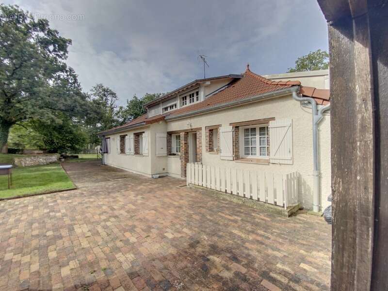 Maison à MONT-NOTRE-DAME