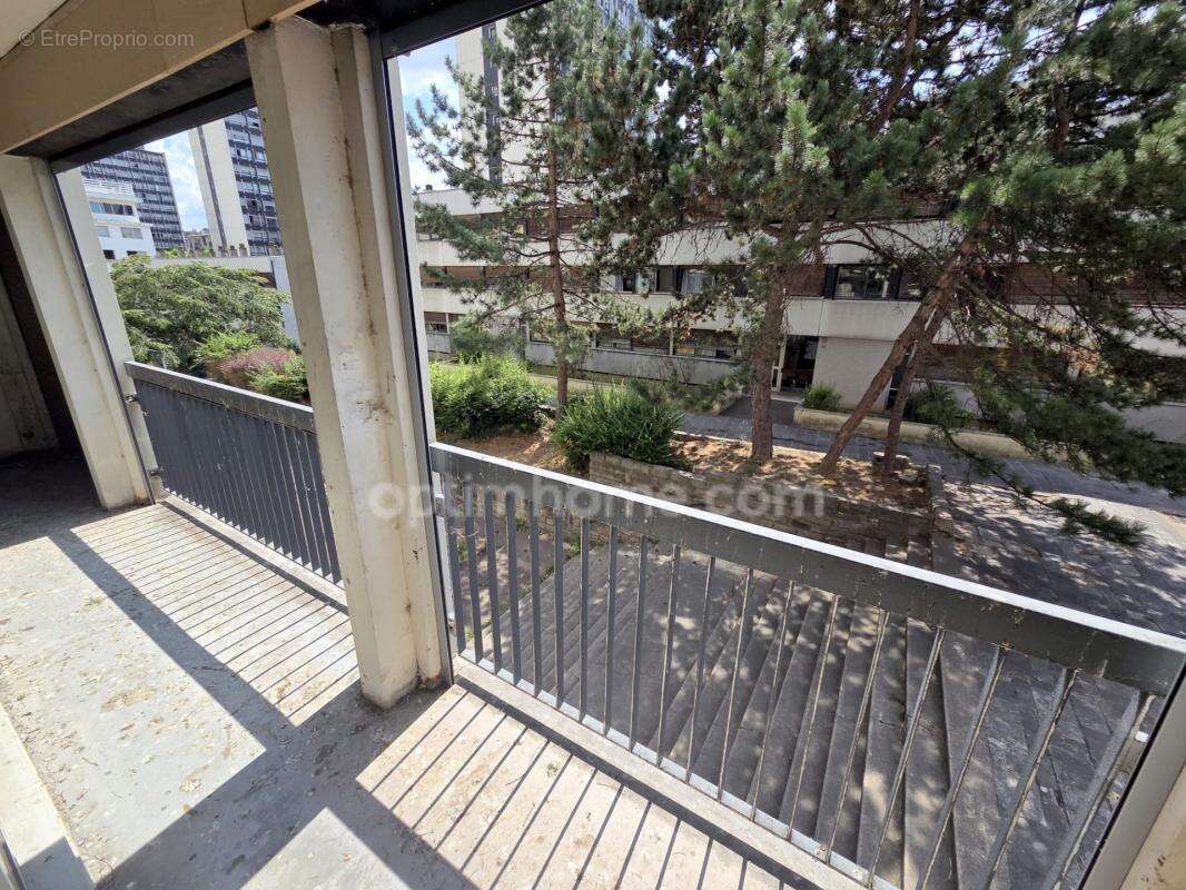 Sarcelles - Place Charcot - Appartement 3 pièces - 72 m2 - Balcons - 1er étage - 142 000 € FAI - photo 5