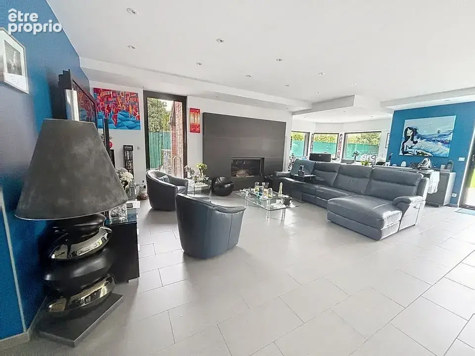 Capinghem, villa contemporaine de 312m² - photo 3