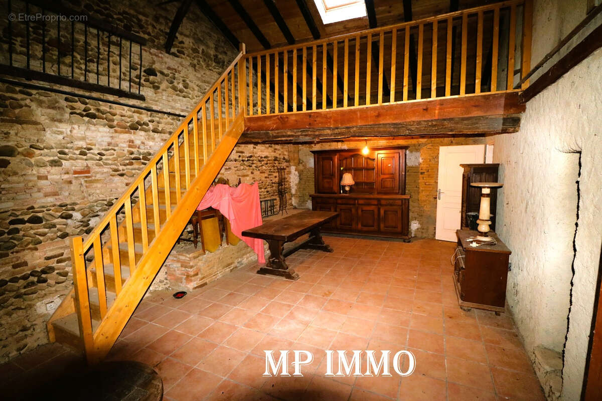 Maison à VERDUN-SUR-GARONNE