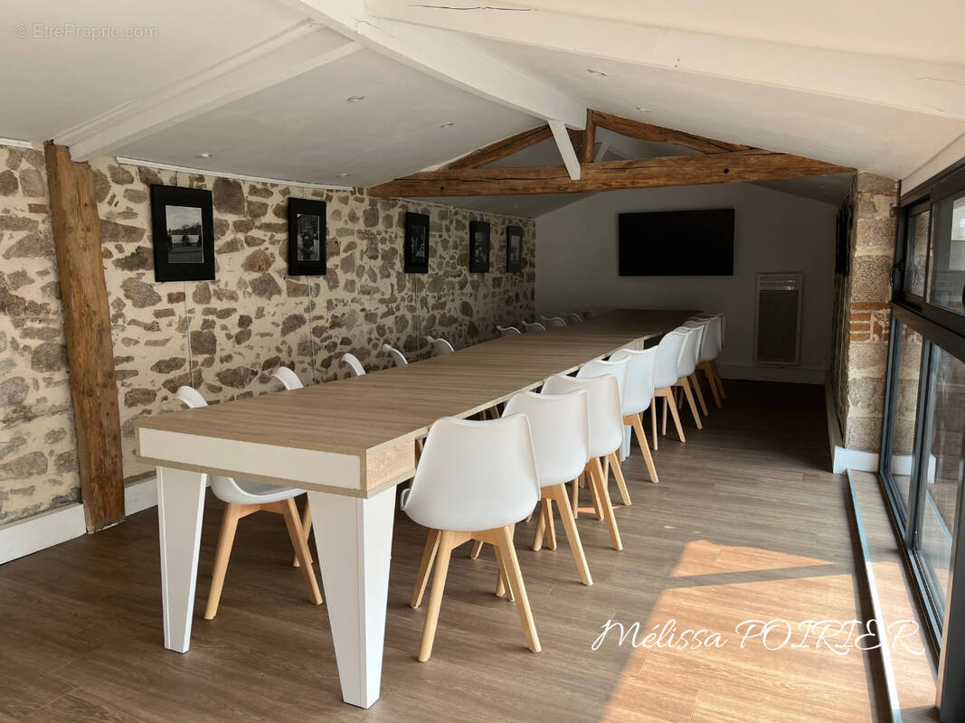 Maison à MORTAGNE-SUR-SEVRE