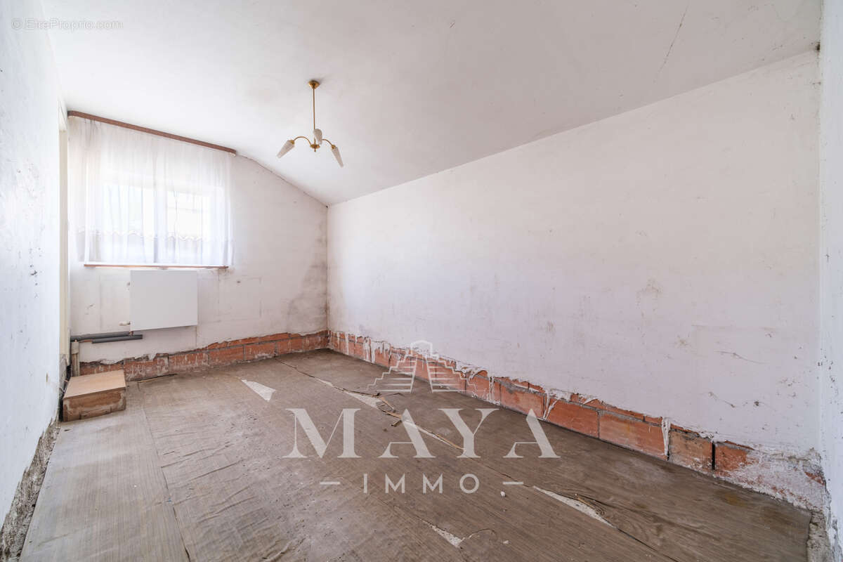 DURMENACH, Maison de 130m2 avec une grange attenante - photo 12
