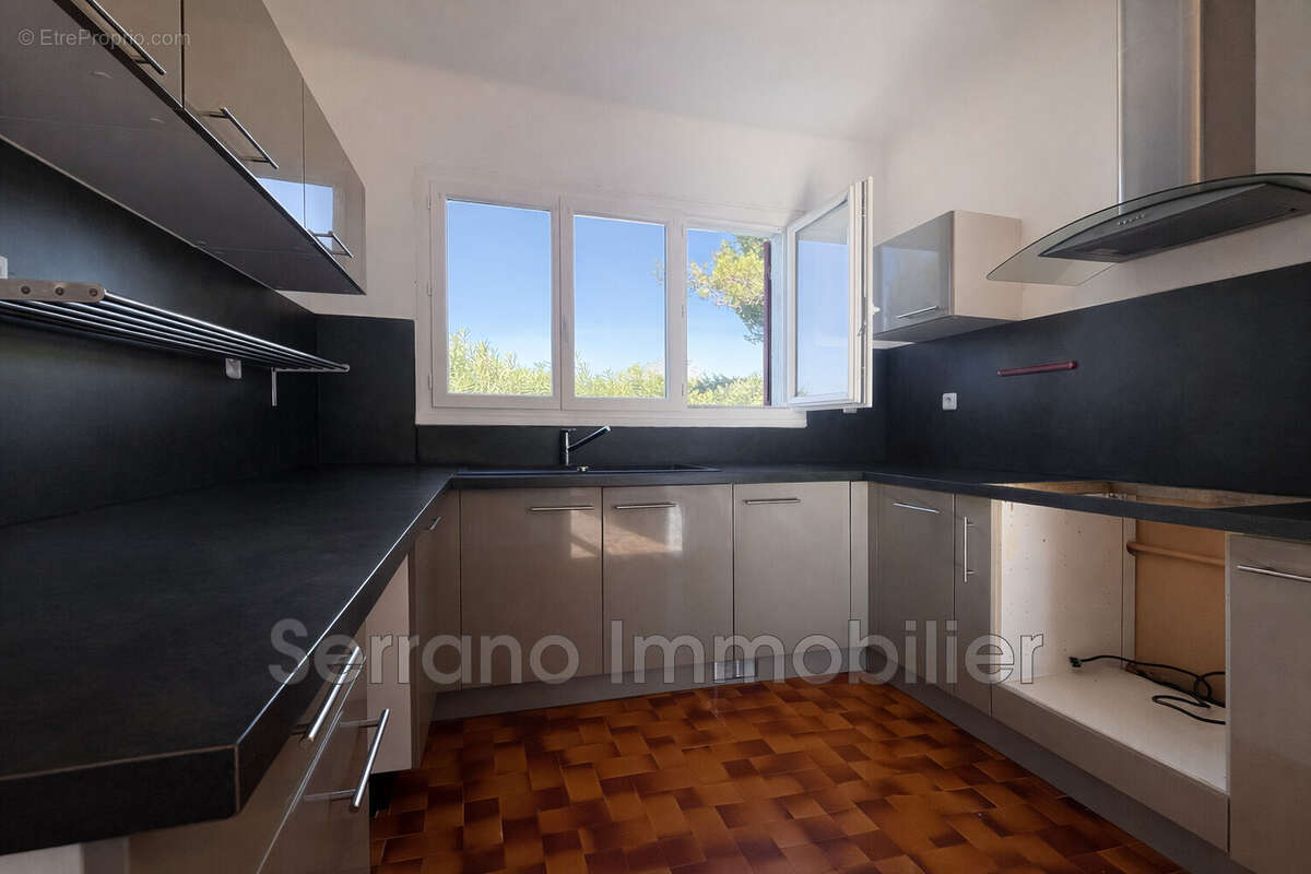 Maison 103 m² à Beaucaire  - photo 7