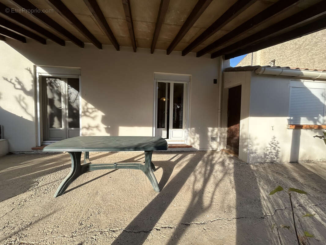 Maison à LEZIGNAN-CORBIERES