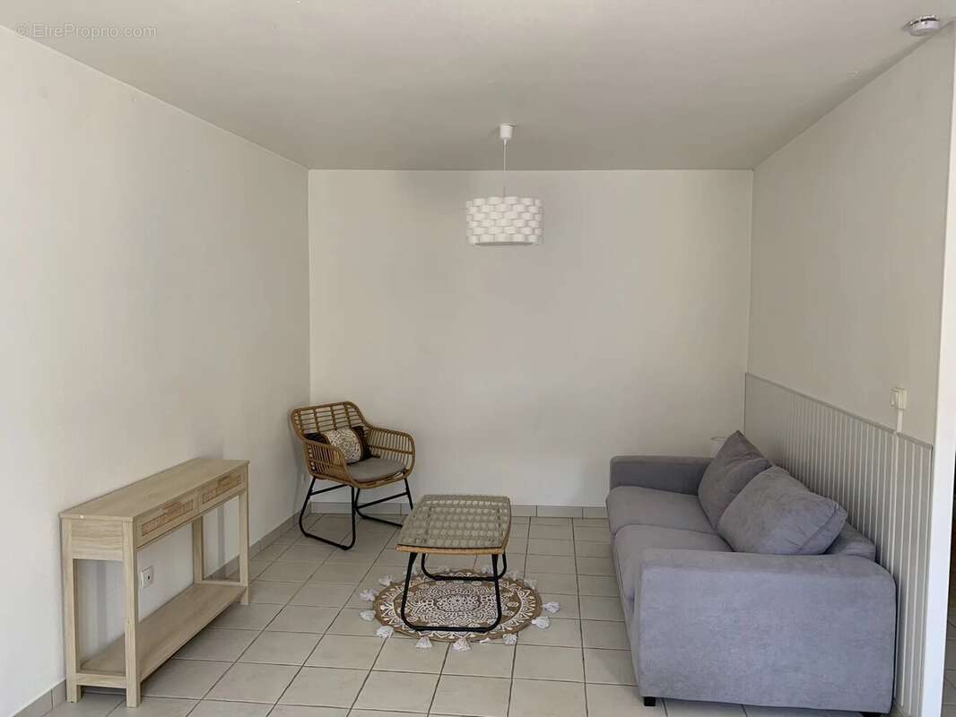 Appartement à LA BREDE