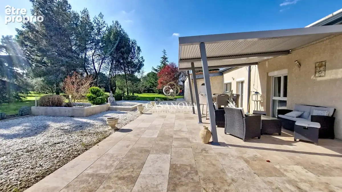 Propriété 5 hectares - Villa et dépendances :  331 m2 habitables - piscine - oliveraie - enclos chevaux - photo 7