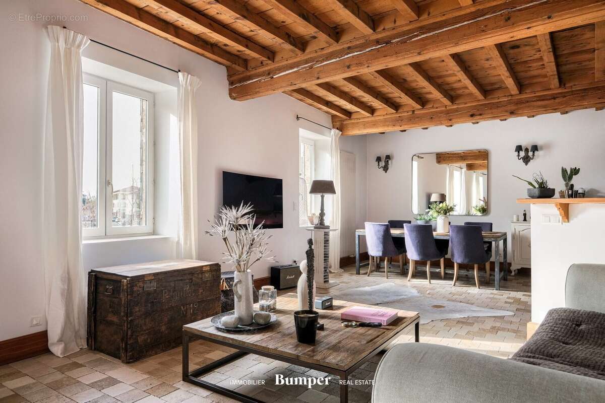 Appartement à SAINT-LAURENT-D'AGNY