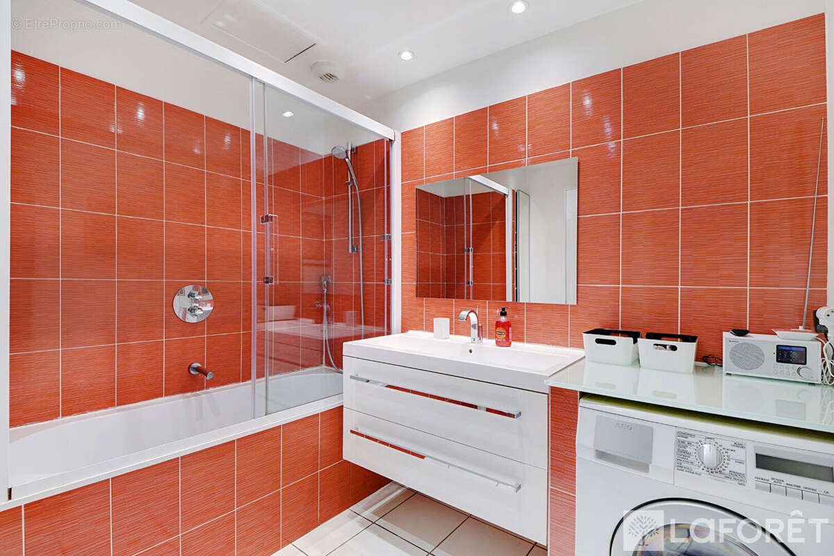 Appartement à PARIS-2E