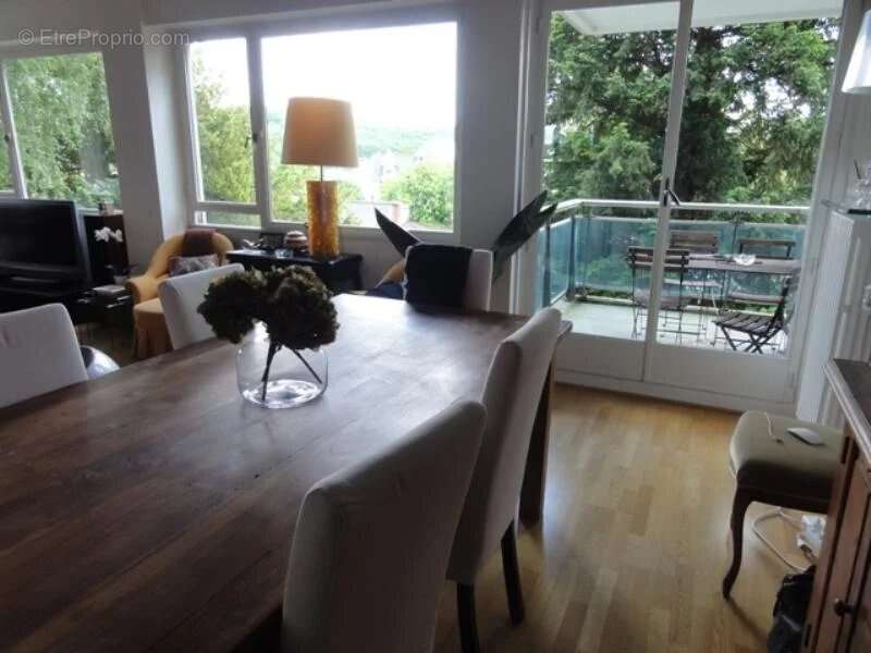 Appartement à CHAVILLE