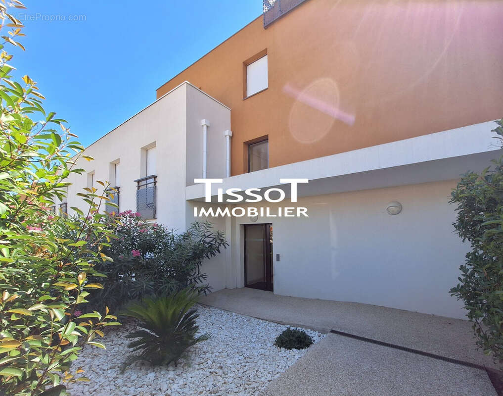 Appartement 124 m² à Nimes  - photo 2
