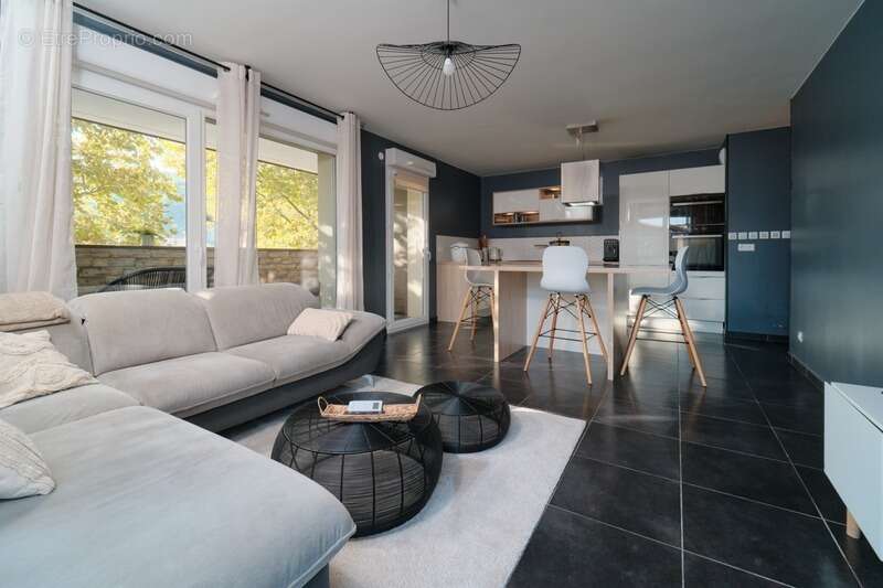 Appartement à GIVORS