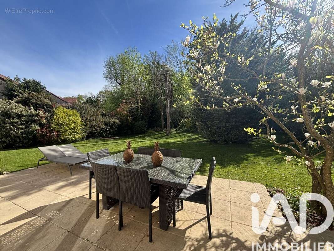 Photo 2 - Maison à LE PLESSIS-TREVISE