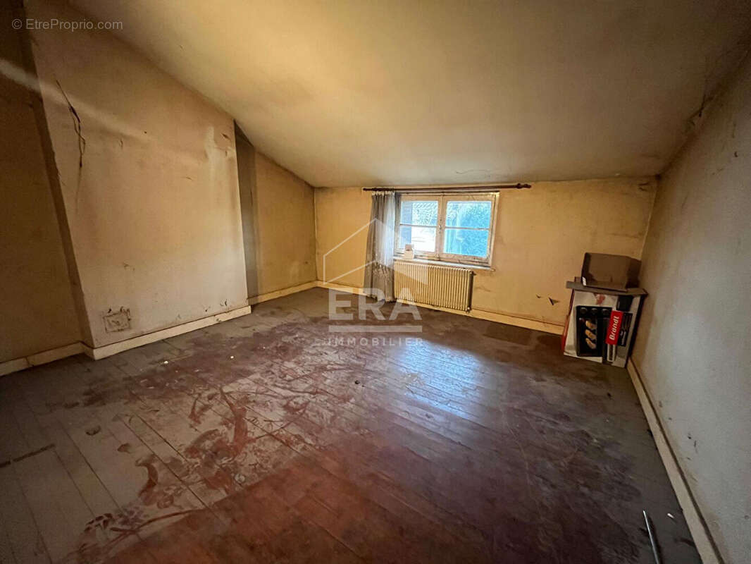 Maison à PONT-D'AIN