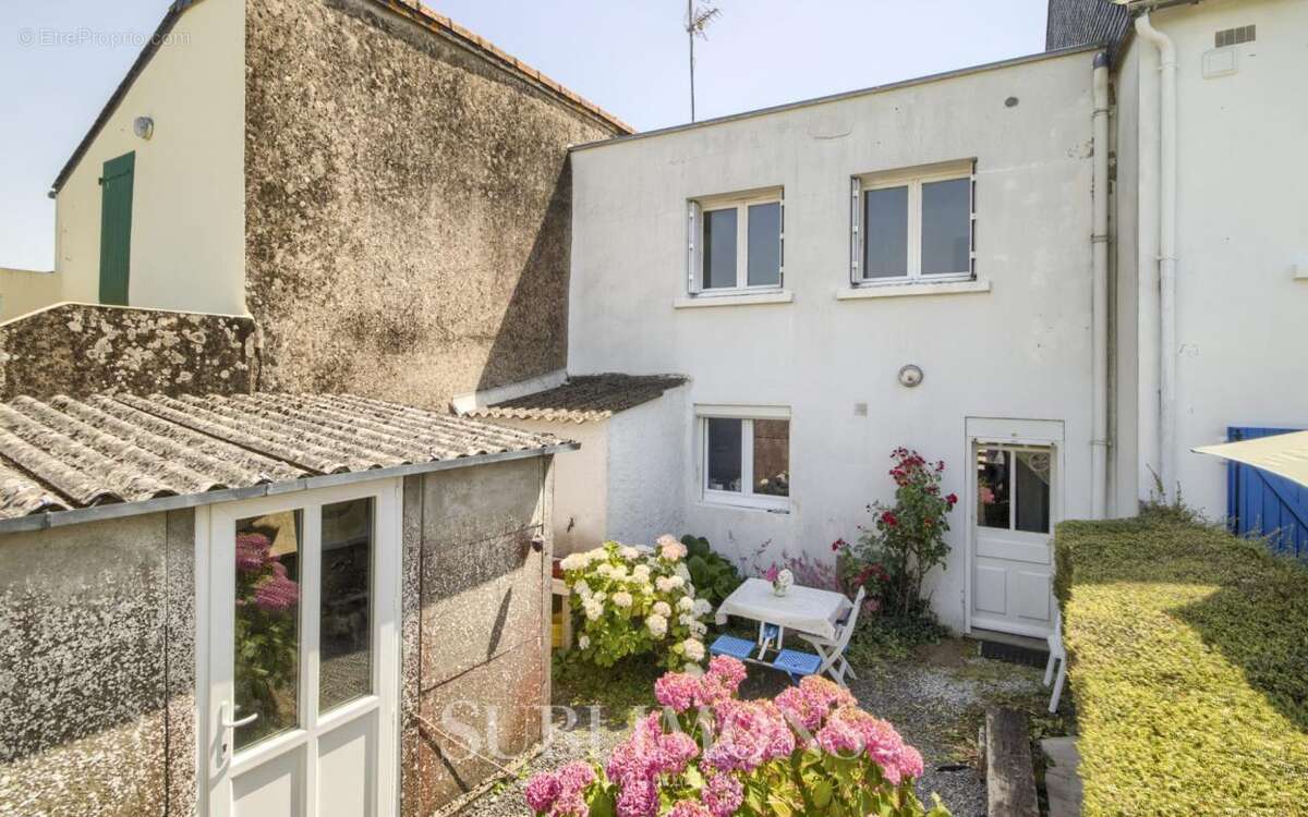 Maison en pierre - Billiers - photo 2