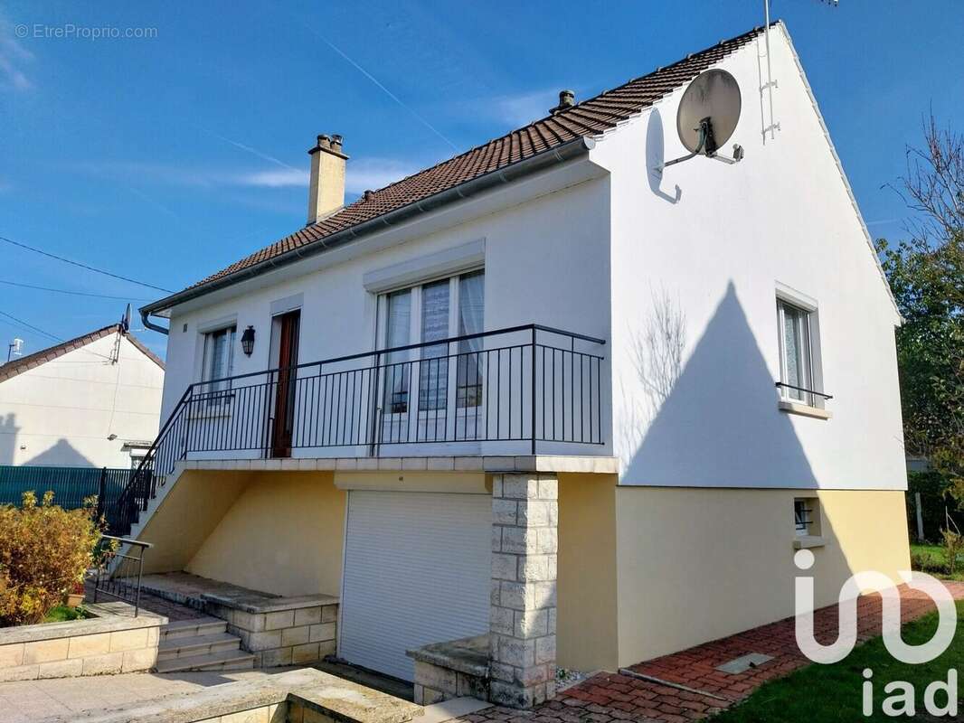 Photo 2 - Maison à VIC-SUR-AISNE