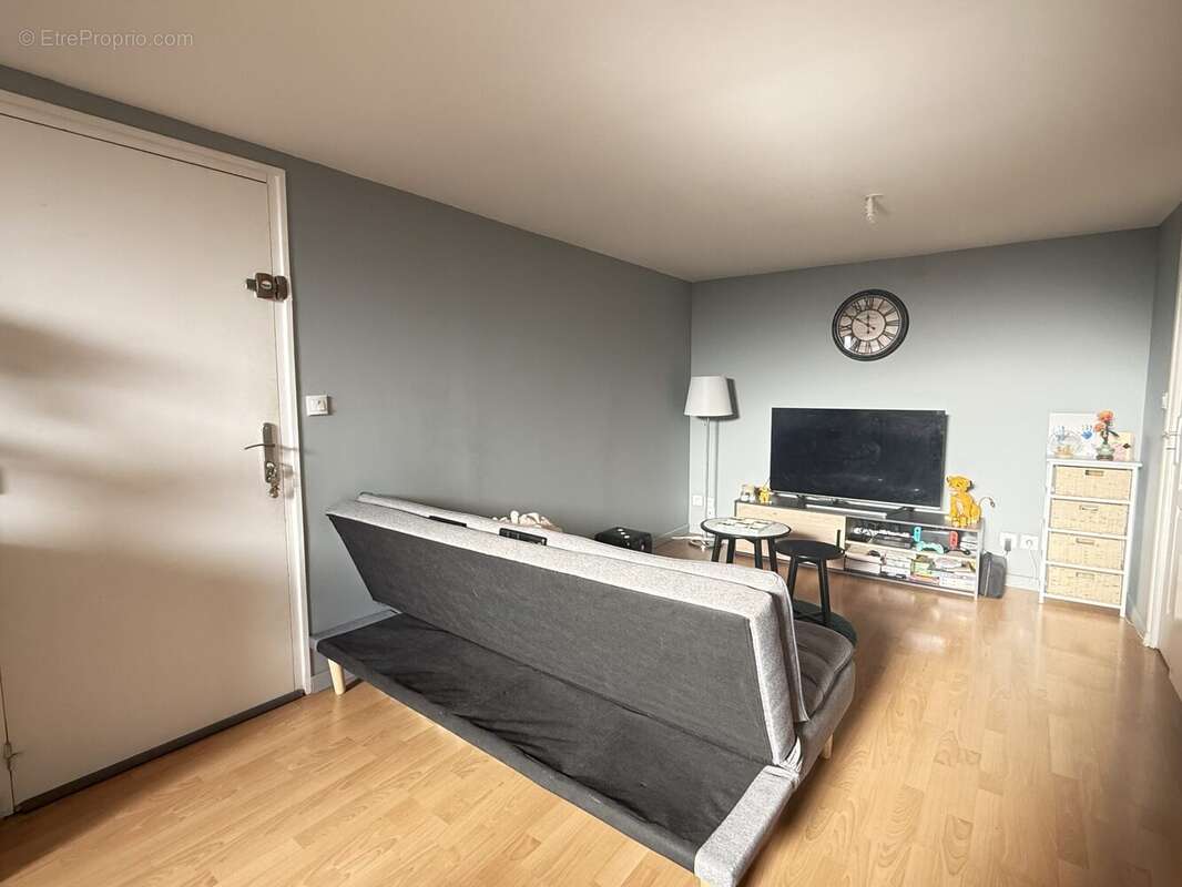Appartement à FLINES-LEZ-RACHES