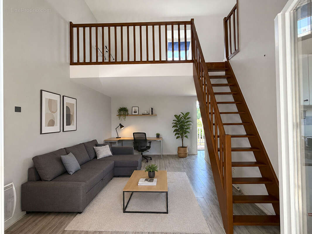 Appartement à VAUREAL