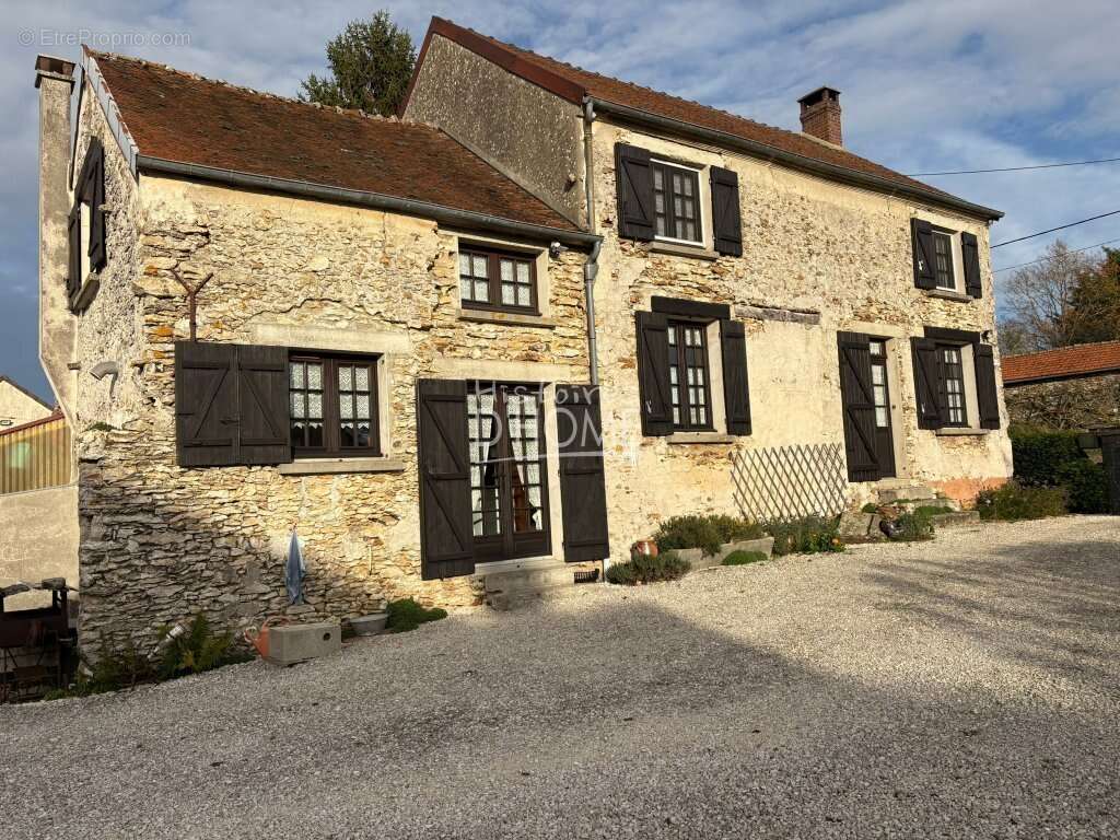 Maison à LA FERTE-GAUCHER
