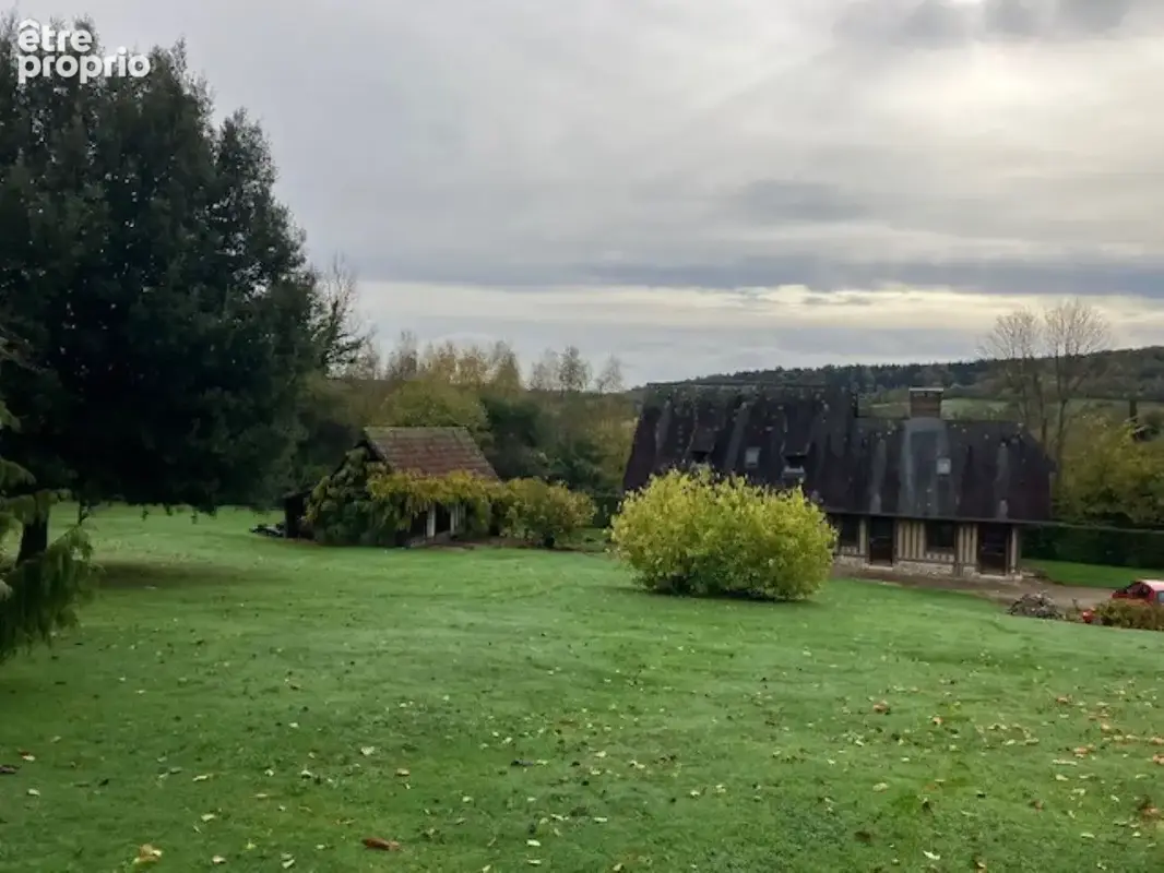 Maison Pont L Eveque, 4ch, bureau, 6976 M², travaux à prévoir, +2 dépendances - photo 2