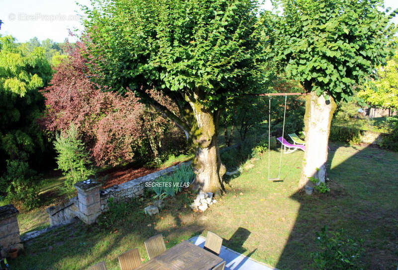 Maison à FARGUES-SAINT-HILAIRE