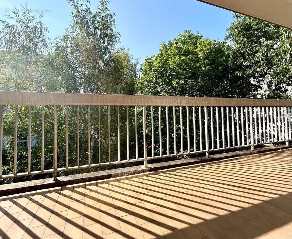 Appartement 97 m² à Angers  - photo 2