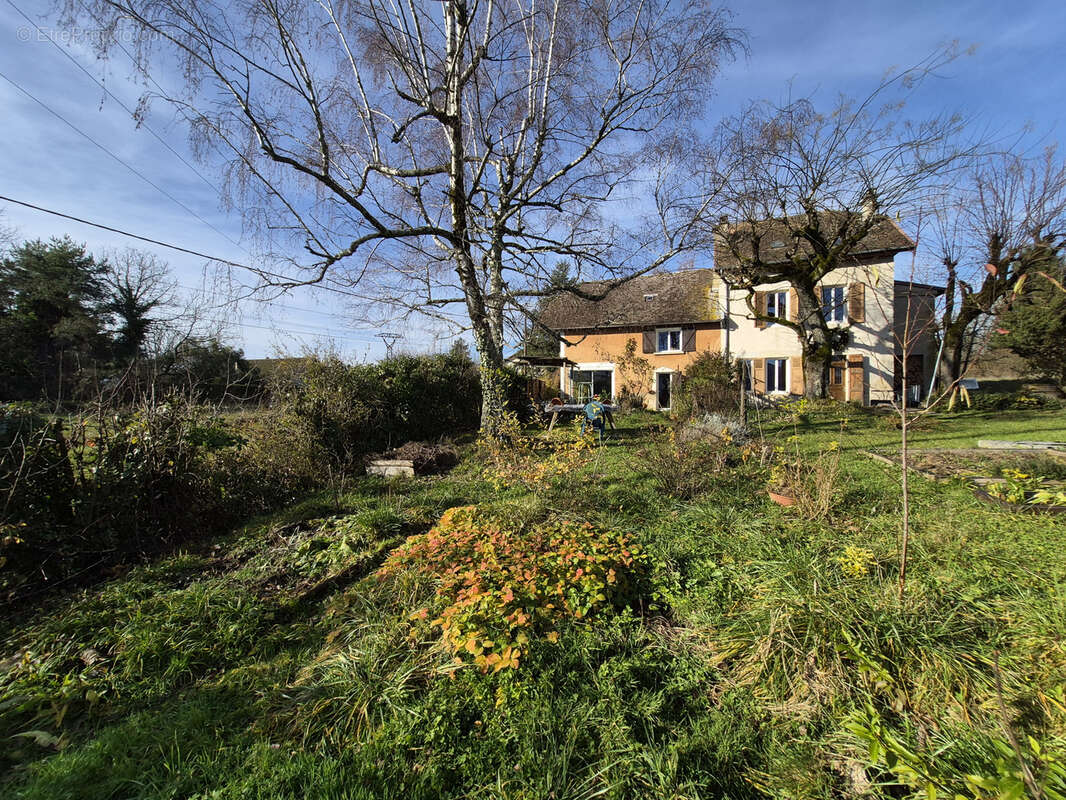 Maison à BELLEY