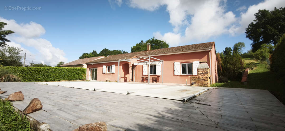Maison à CUSSET