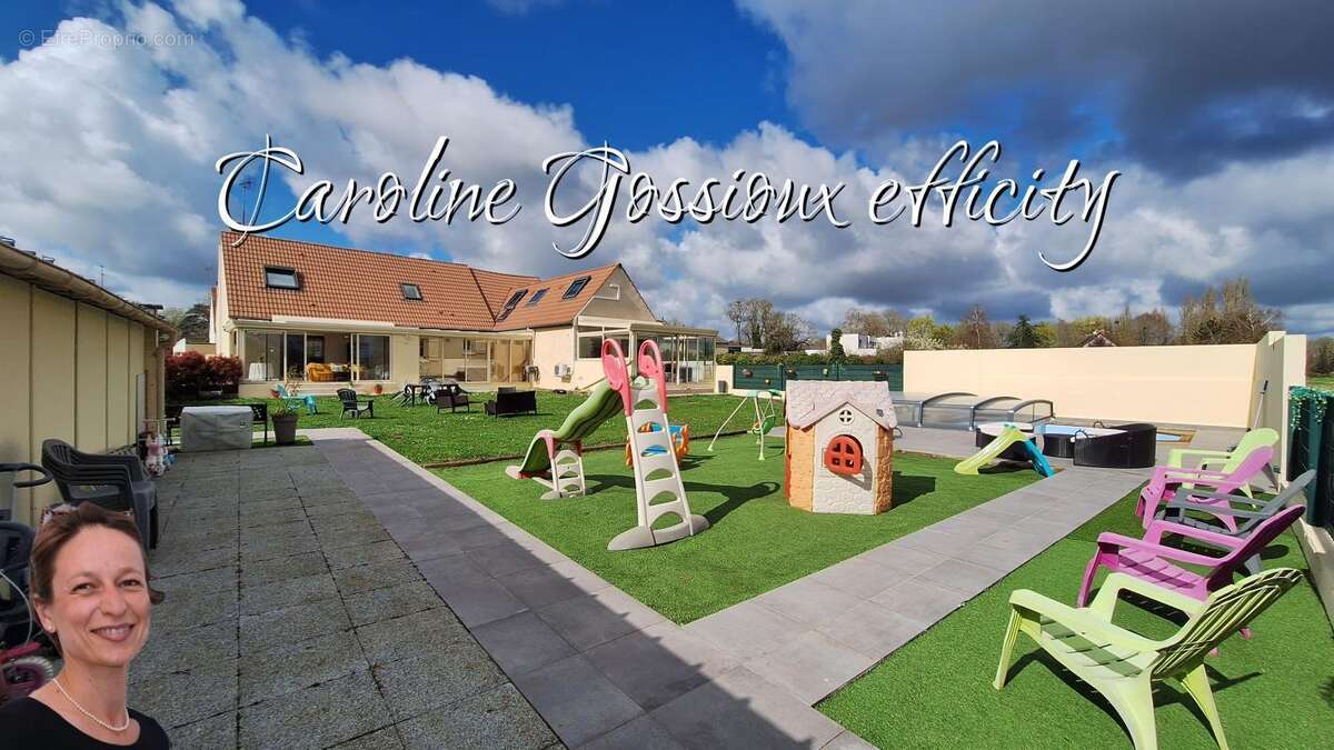Maison à POINCY