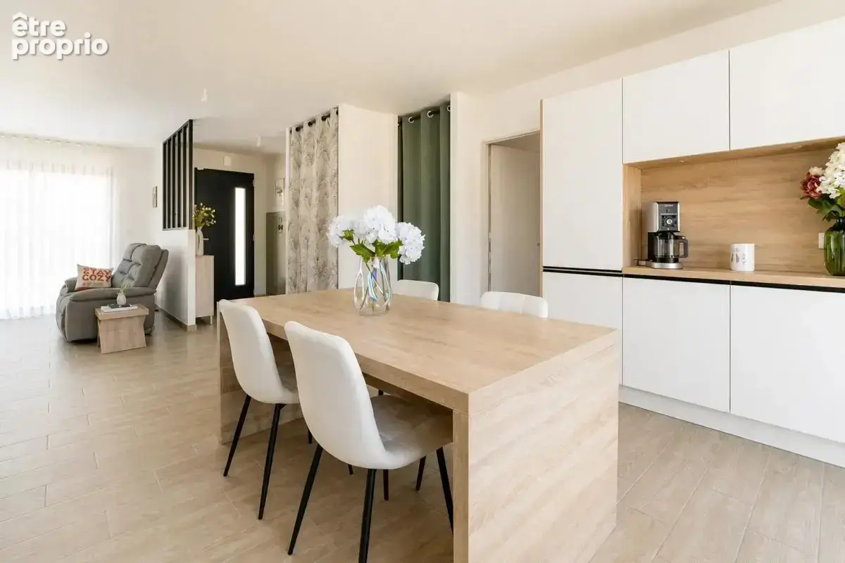 Maison de plain-pied de 5 pièces de 100 m² à Port-Mort - photo 6