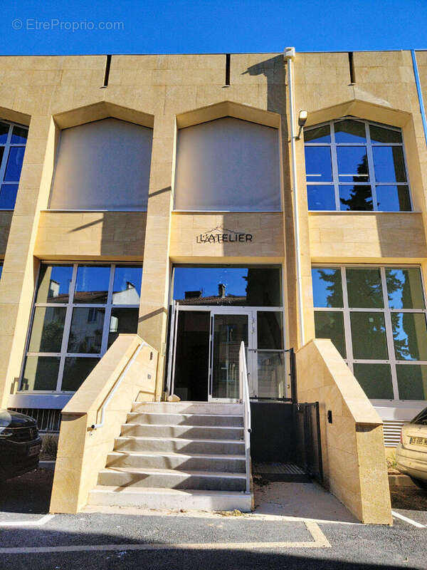 Commerce à AIX-EN-PROVENCE