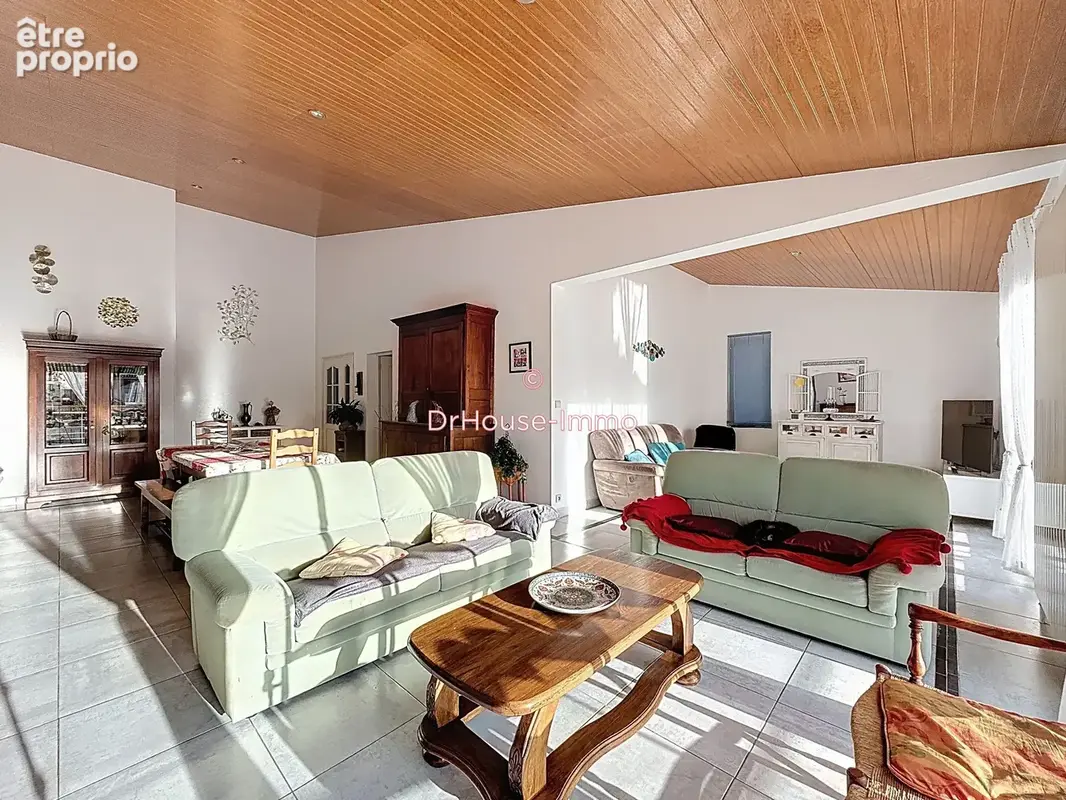 Maison 239 m² à Bergerac  - photo 8