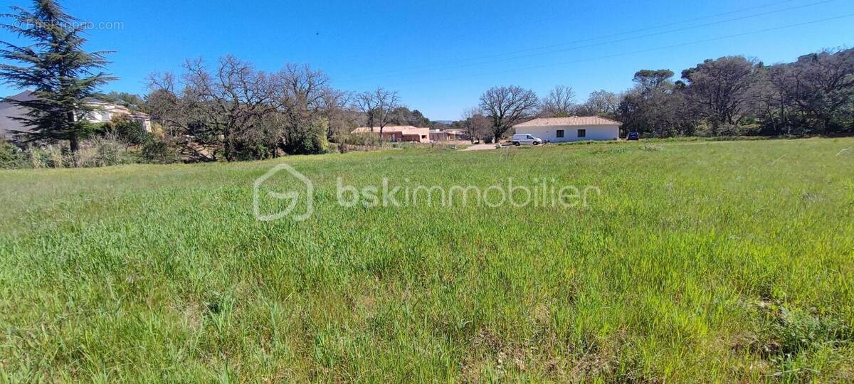 Terrain à GIGNAC