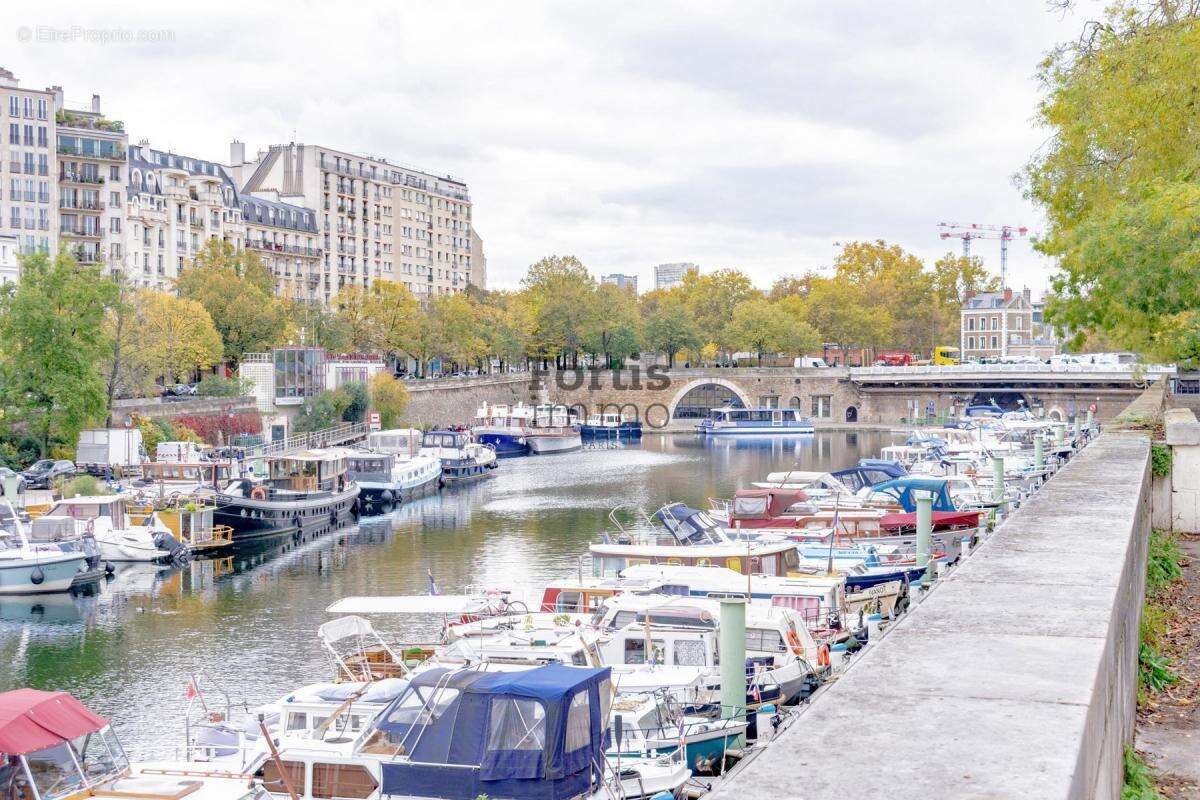 Appartement à PARIS-4E