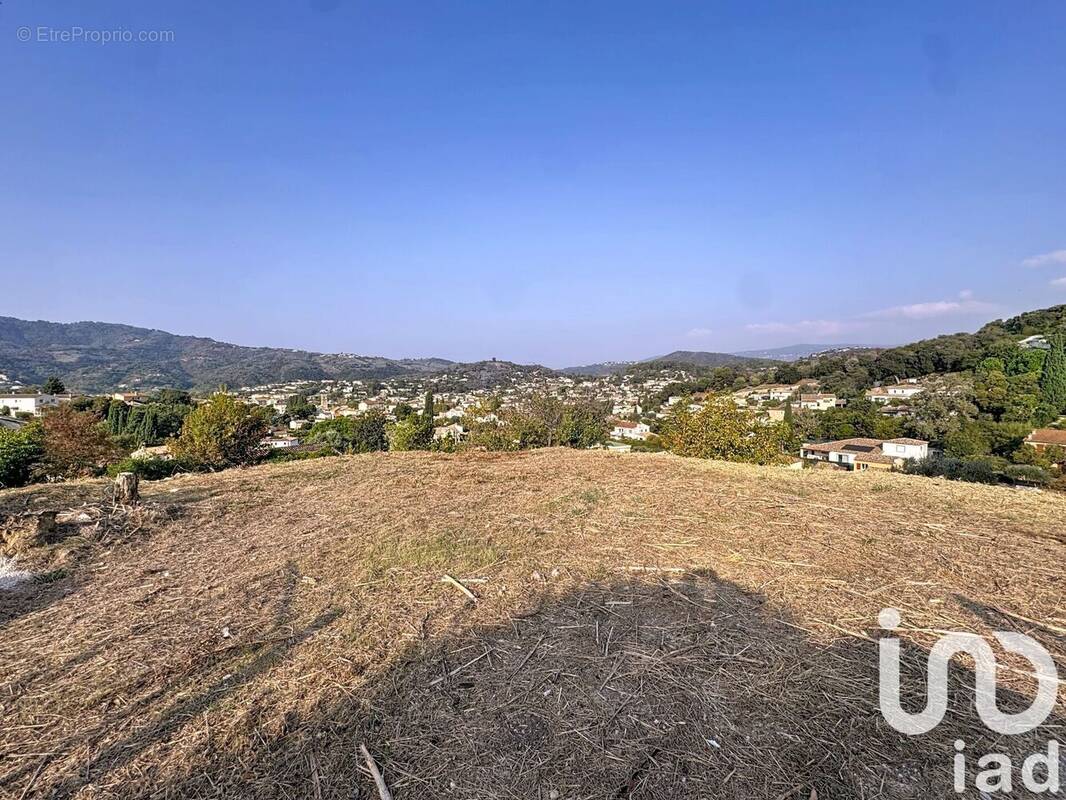 Photo 1 - Terrain à PEGOMAS